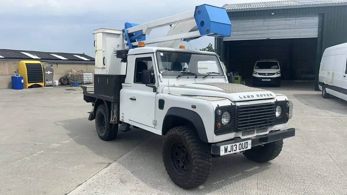 Used Land Rover Defender 2013 White Cabriolet