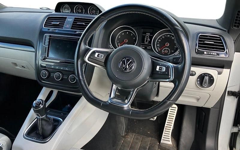 Usado VW Scirocco Black Edition 125 HP (91 kW) 2017 Branco Coupé