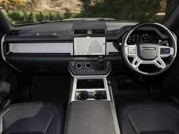 Used Land Rover Defender HSE Dynamic 249 HP (183 kW) 2024 Black SUV