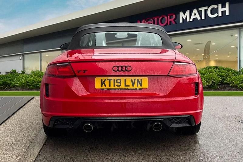 Used Audi TT Roadster S-Line 245 HP (180 kW) 2019 Red Cabriolet