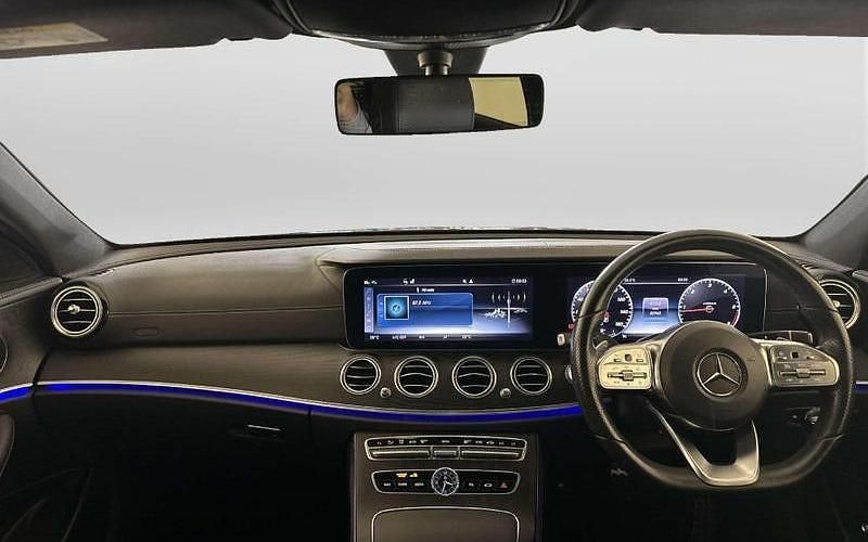 Used Mercedes E220 AMG line 194 HP (142 kW) 2019 Black Estate