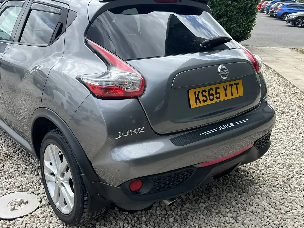 Used Nissan Juke N-Connecta 110 HP (80 kW) 2016 Grey SUV