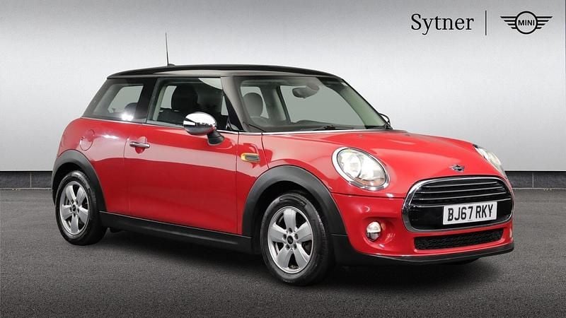 Red Used 2017 Mini Cooper Hatch Hatchback | £9,000 (Super price) - Image 1/4