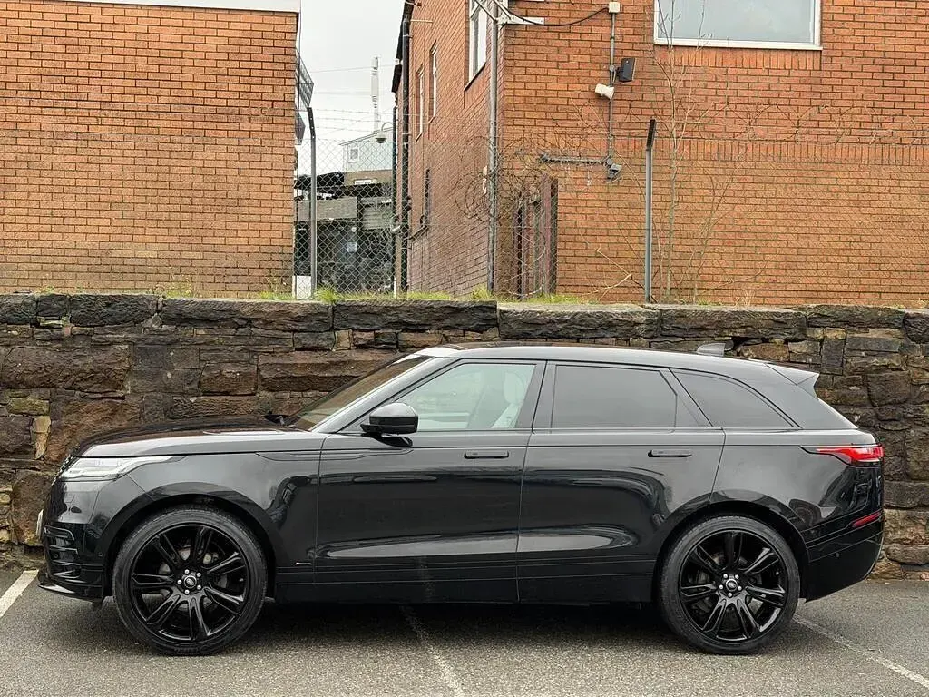 Used Land Rover Range Rover Velar HSE Dynamic 241 HP (177 kW) 2019 Black SUV