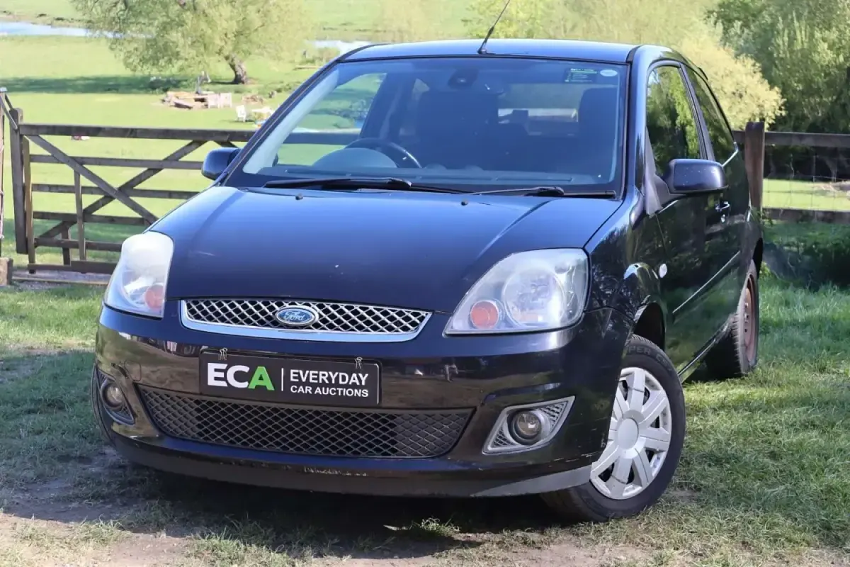 Używany Ford Fiesta Zetec 2008 Czarny Hatchback