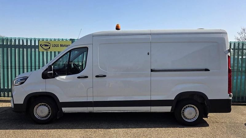 Used Maxus V90 161 HP (118 kW) 2021 White Van