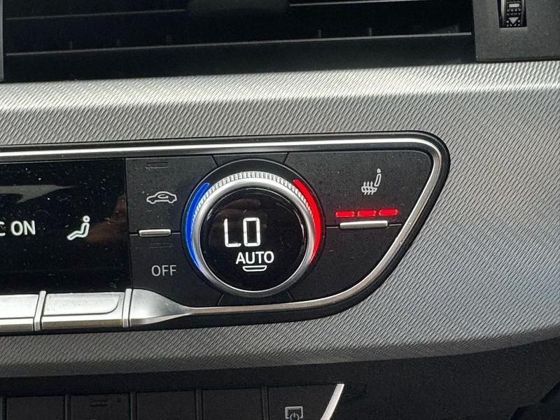 Used Audi A4 Sport 190 HP (139 kW) 2021 White Sedan