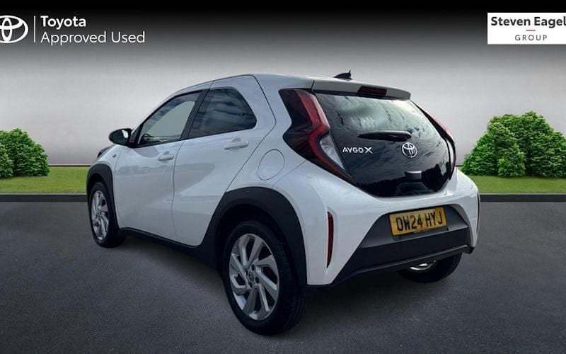 Used Toyota Aygo X PURE 72 HP (52 kW) 2025 SUV
