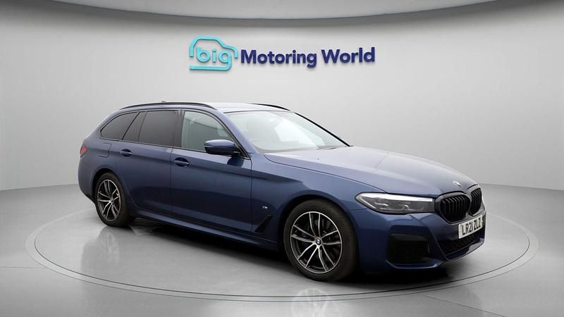 Used BMW 530e M Sport 289 HP (212 kW) 2021 Blue Estate