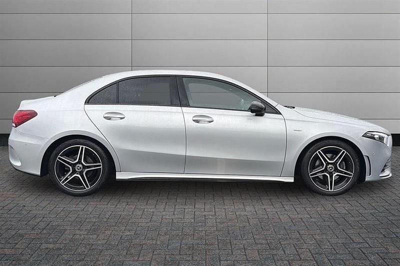 Used Mercedes A180 Executive 136 HP (100 kW) 2022 Iridium silver Sedan
