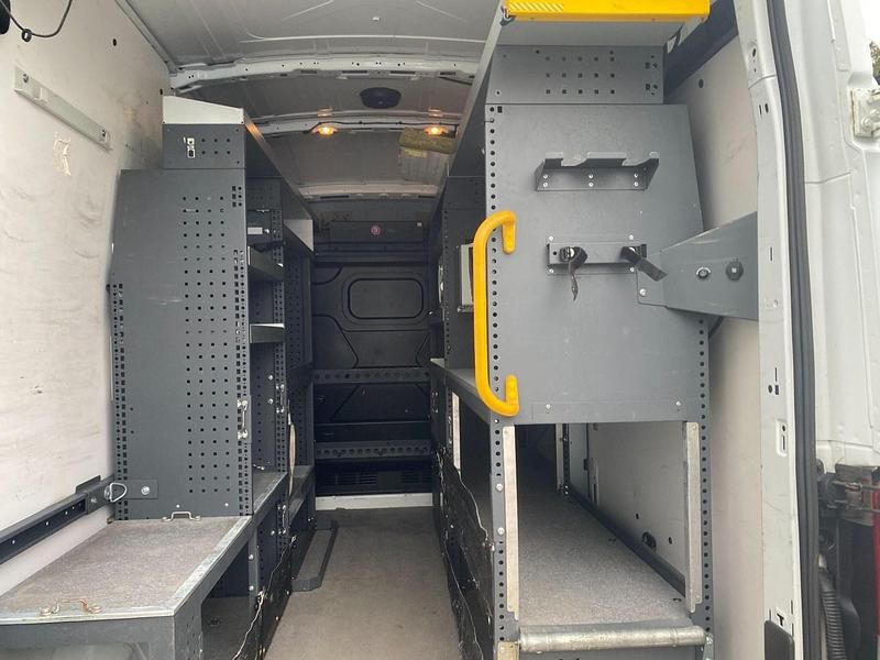 Used Ford Transit 130 HP (95 kW) 2018 White Van