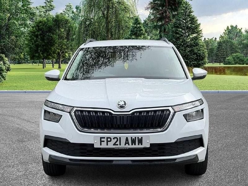 Used Skoda Kamiq 95 HP (69 kW) 2021 White SUV