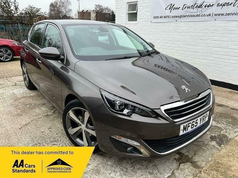Used Peugeot 308 Allure 130 HP (95 kW) 2015 Grey Hatchback