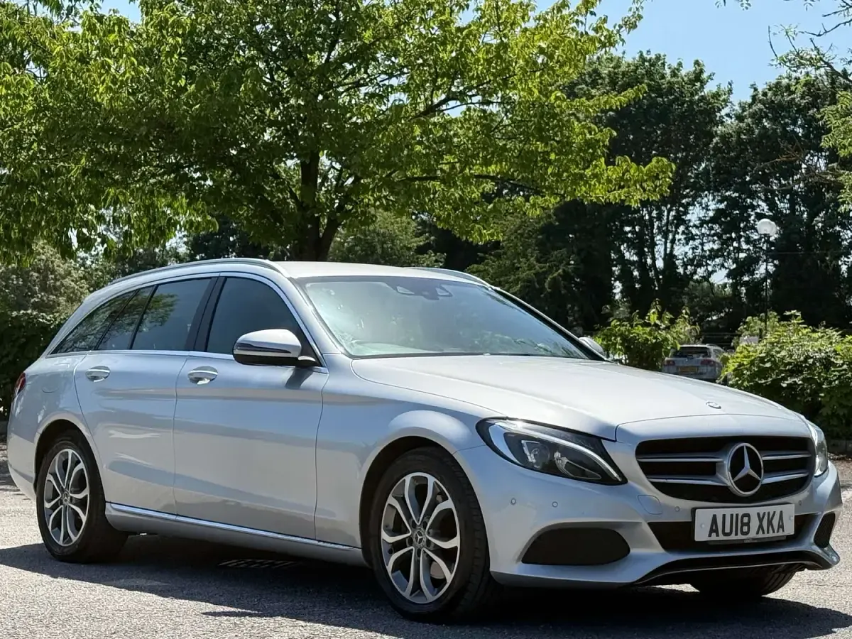 Used Mercedes C220 170 HP (125 kW) 2018 Silver Estate