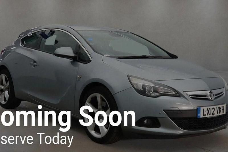 Used Vauxhall Astra GTC SRi 140 HP (102 kW) 2012 Coupe