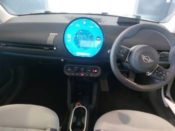 Image 4/4