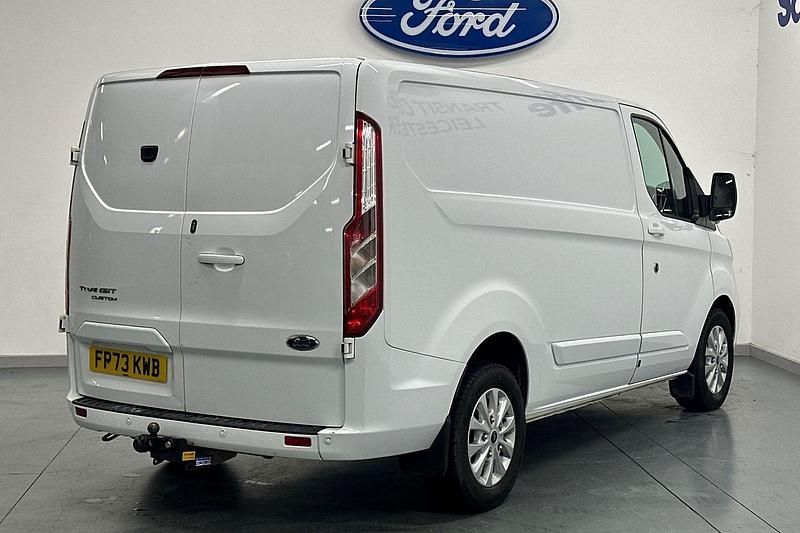Used Ford Transit Custom Limited 131 HP (96 kW) 2023 White Van