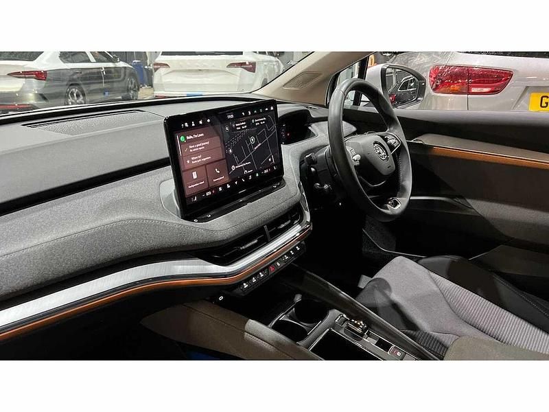 Used Skoda Enyaq iV 154 kW (210 HP) 2024 Moon white metallic SUV