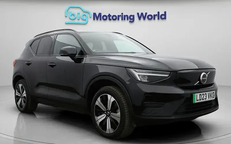 Used Volvo XC40 Core 300 kW (408 HP) 2022 SUV