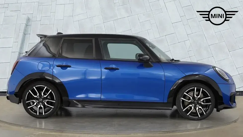 Used Mini Cooper S Hatch 201 HP (147 kW) 2025 Blue Hatchback