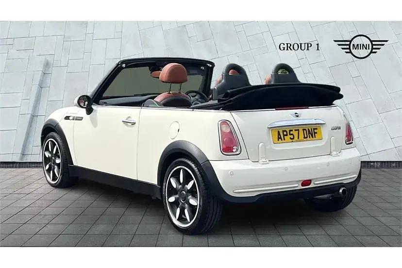 Used Mini Cooper Cabriolet 115 HP (84 kW) 2007 White Cabriolet