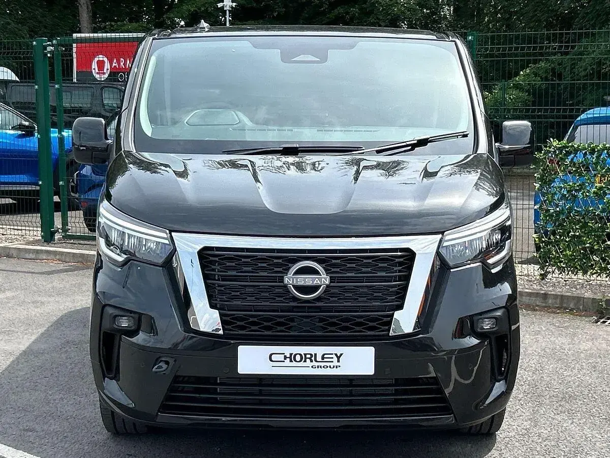 Used Nissan Primastar Tekna 130 HP (95 kW) 2026 Black MPV