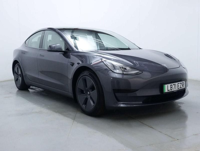 Grey Used 2021 Tesla Model 3 Standard Range Sedan | £17,000 (Fair price) - Image 1/1