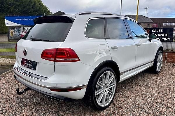 Used VW Touareg R-line 262 HP (192 kW) 2016 White SUV