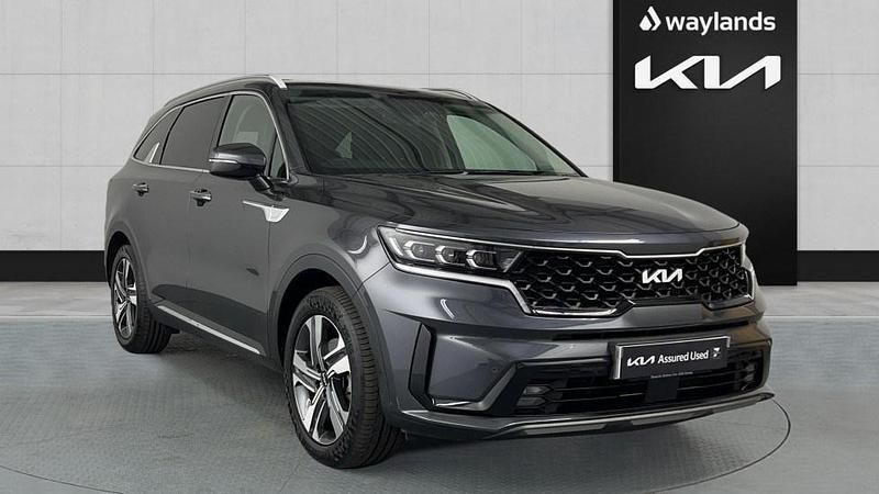 Grey Used 2022 Kia Sorento 3 SUV | £29,990 (Good price) - Image 1/4