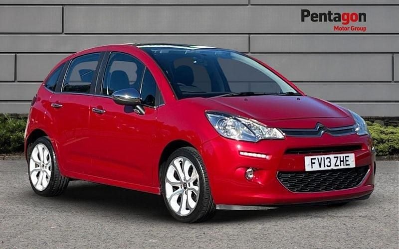 Red Used 2013 Citroën C3 SELECTION Hatchback | £3,428 (Fair price) - Image 1/4