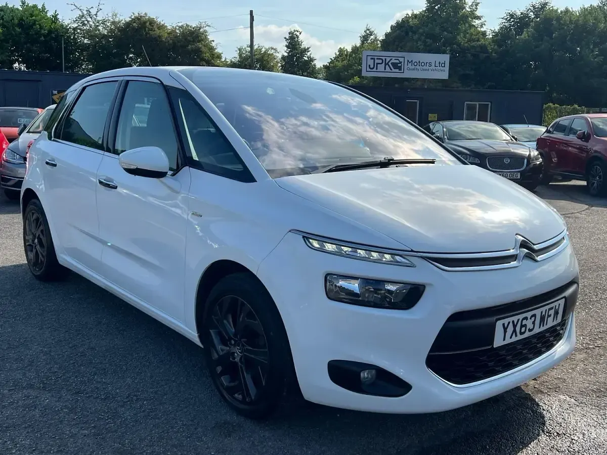 Used Citroën C4 Picasso Exclusive 115 HP (84 kW) 2013 White MPV