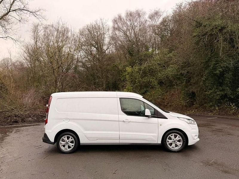 Used Ford Transit Connect Limited 120 HP (88 kW) 2016 White MPV