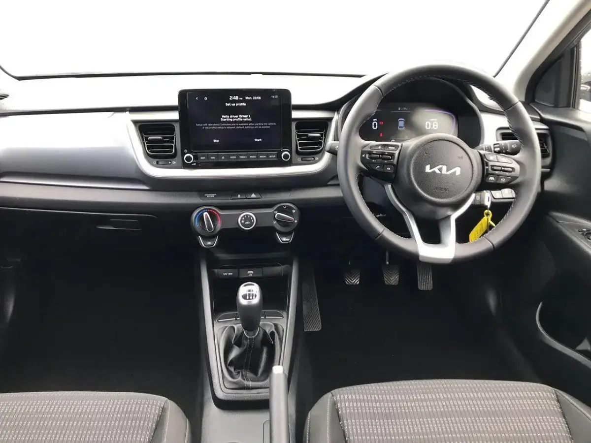 Used Kia Stonic 98 HP (72 kW) 2025 Grey SUV