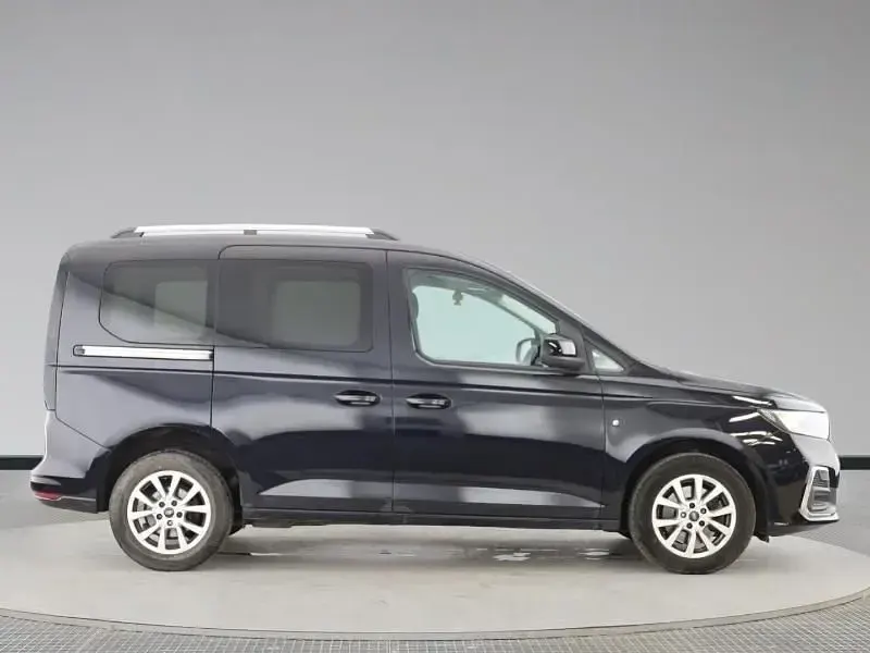 Used Ford Tourneo Connect Titanium 2023 Black MPV
