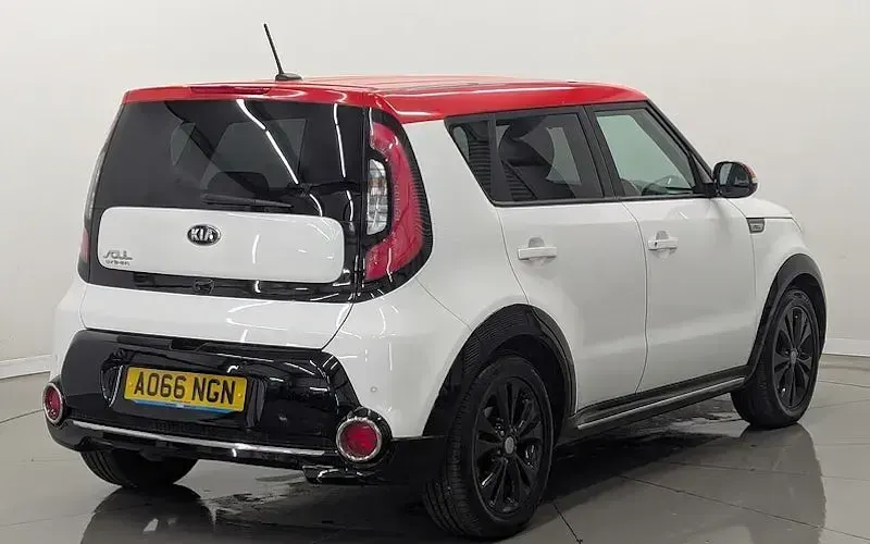 Used Kia Soul Urban 132 HP (97 kW) 2016 White SUV