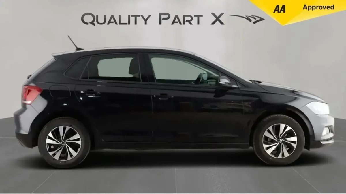 Begagnad VW Polo Match 95 HK (69 kW) 2021 Svart Halvkombi