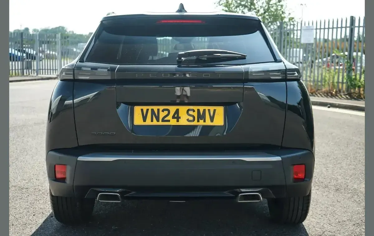 Used Peugeot 2008 Allure 129 HP (94 kW) 2024 Black SUV