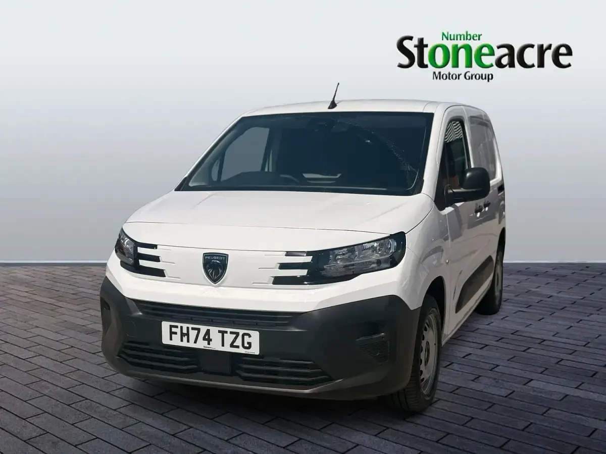 Used Peugeot Partner 131 HP (96 kW) 2025 White MPV