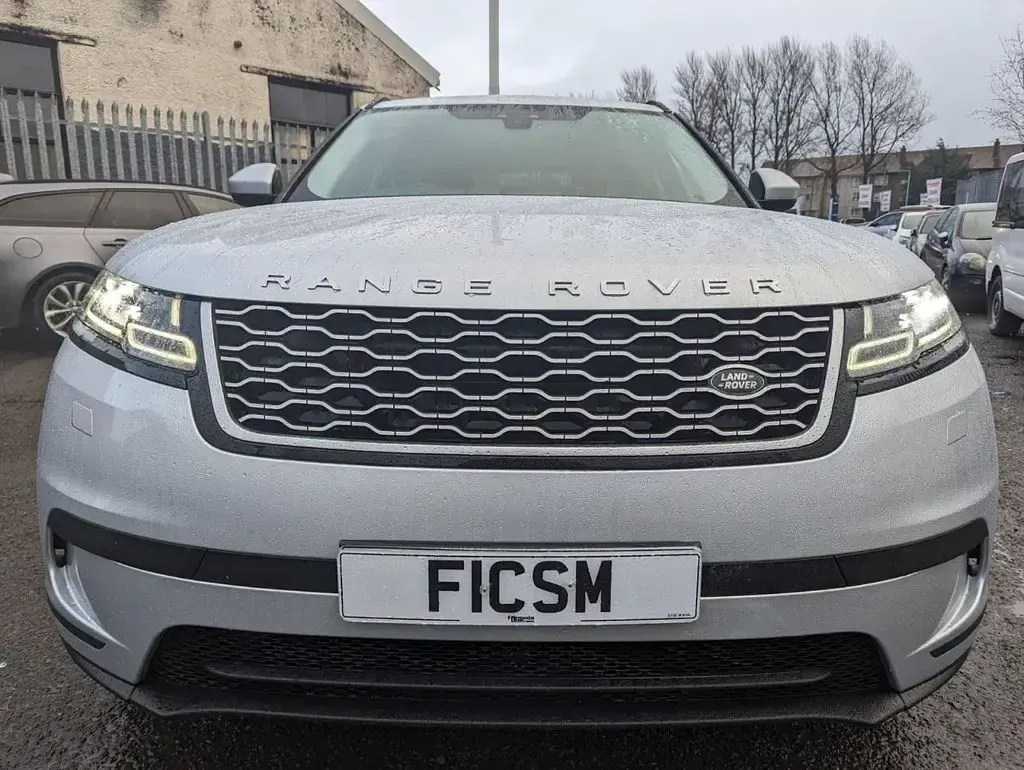 Used Land Rover Range Rover Velar S 180 HP (132 kW) 2018 Silver SUV