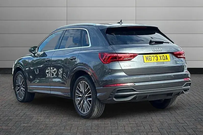 Used Audi Q3 S-Line 148 HP (108 kW) 2023 Arkona white SUV