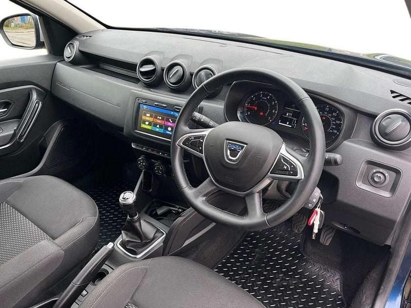 Second-hand Dacia Duster Comfort 100 CP (73 kW) 2019 Albastru SUV