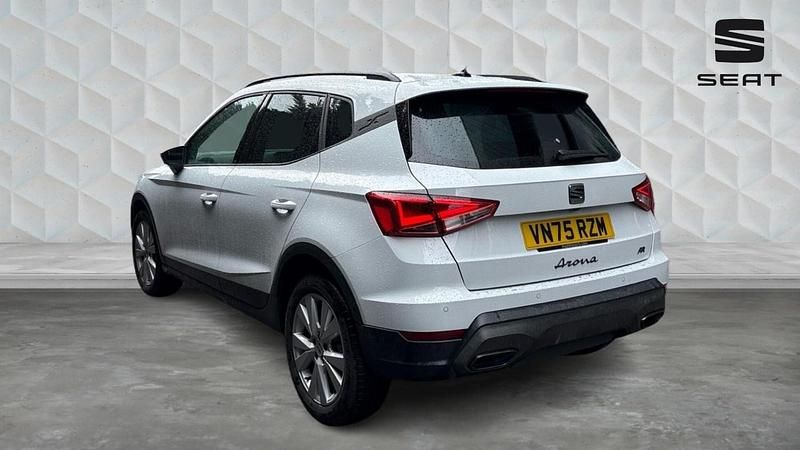 Used Seat Arona FR First Edition 113 HP (83 kW) 2026 White SUV