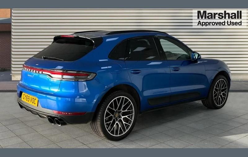 Used Porsche Macan S 348 HP (255 kW) 2019 Blue SUV