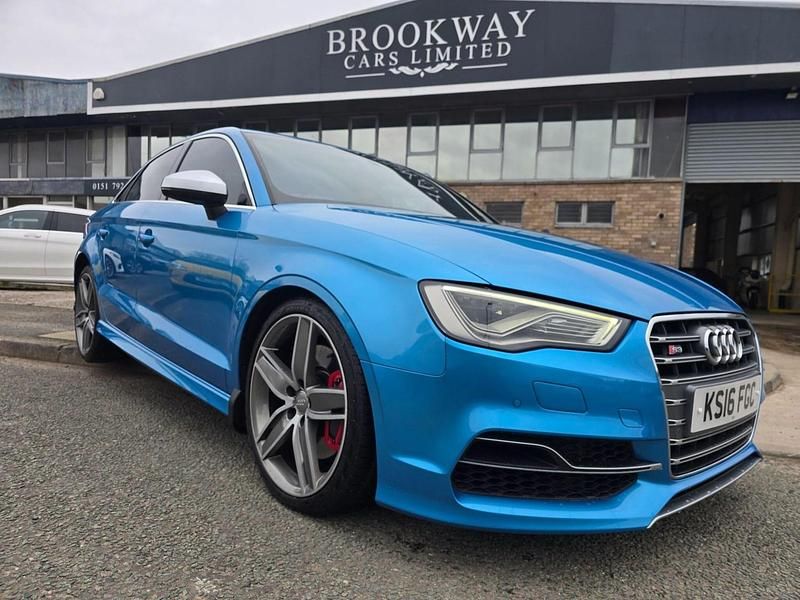 Used Audi A3 Advanced 310 HP (228 kW) 2016 Blue Sedan