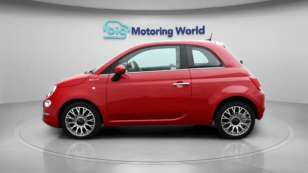 Used Fiat 500 Dolcevita 70 HP (51 kW) 2022 Red Hatchback