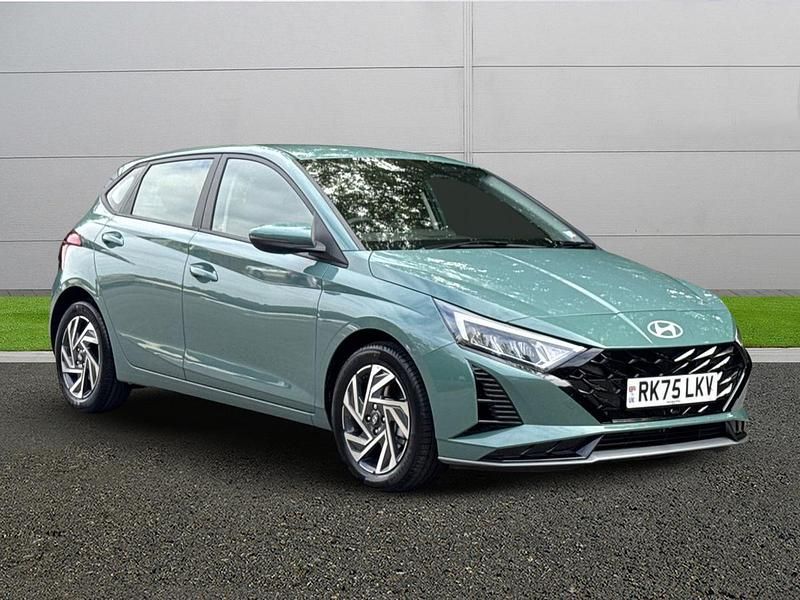 Green New 2025 Hyundai i20 Advanced Hatchback | £17,999 (Super price) - Image 1/4