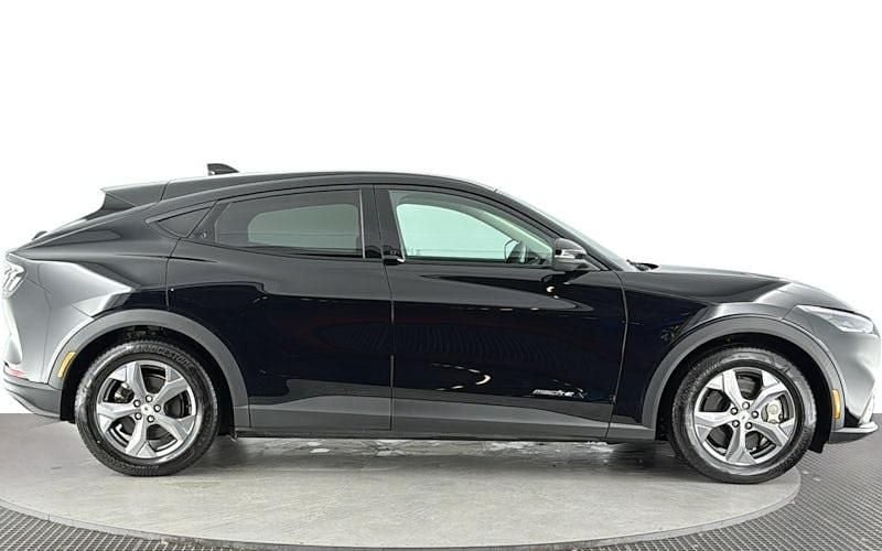 Used Ford Mustang Extended Range 294 HP (216 kW) 2021 Black Estate