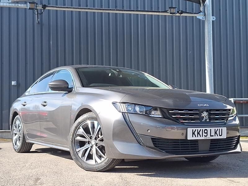 Used Peugeot 508 Allure 131 HP (96 kW) 2019 Grey Hatchback