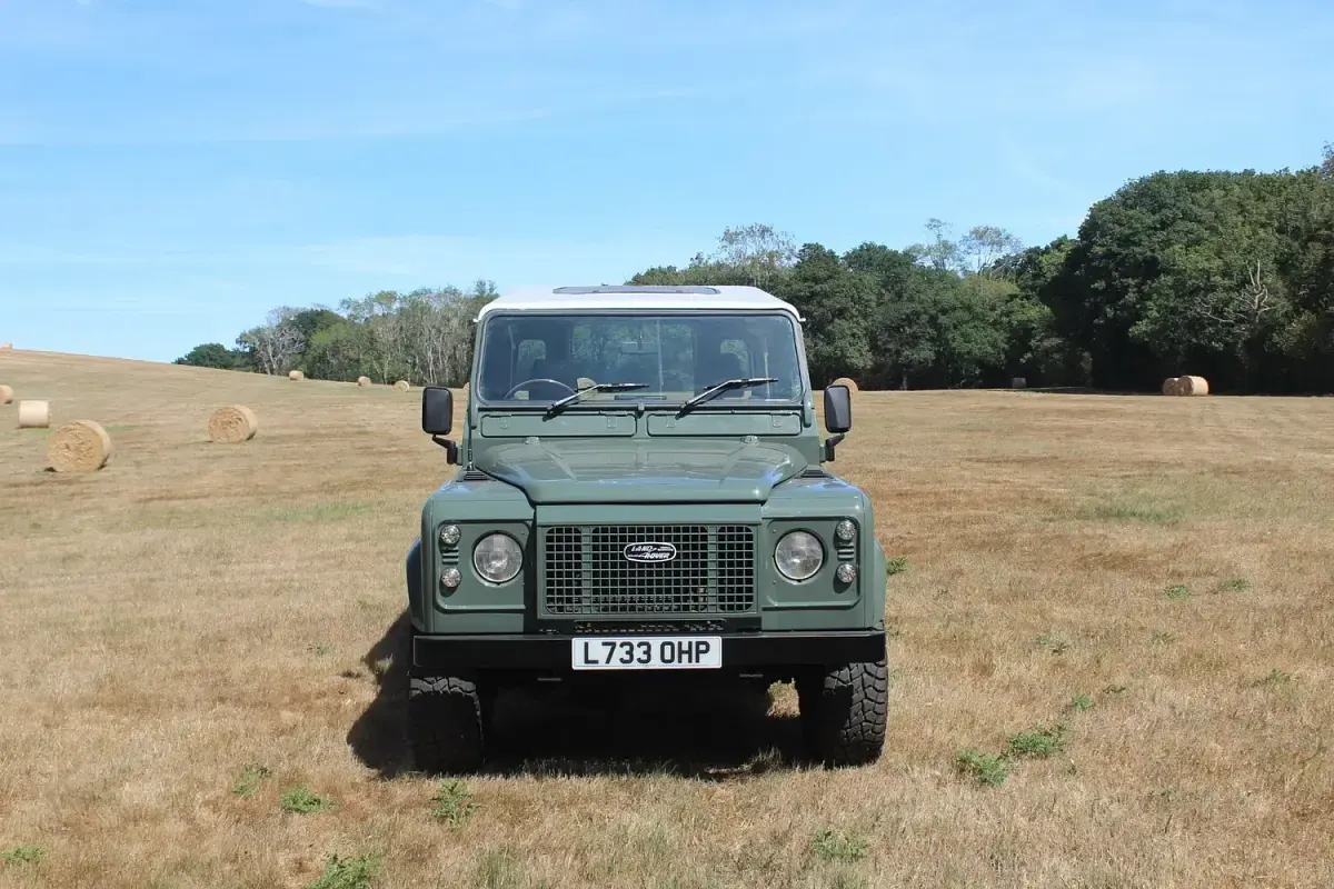 Used Land Rover Defender 1994 Green SUV