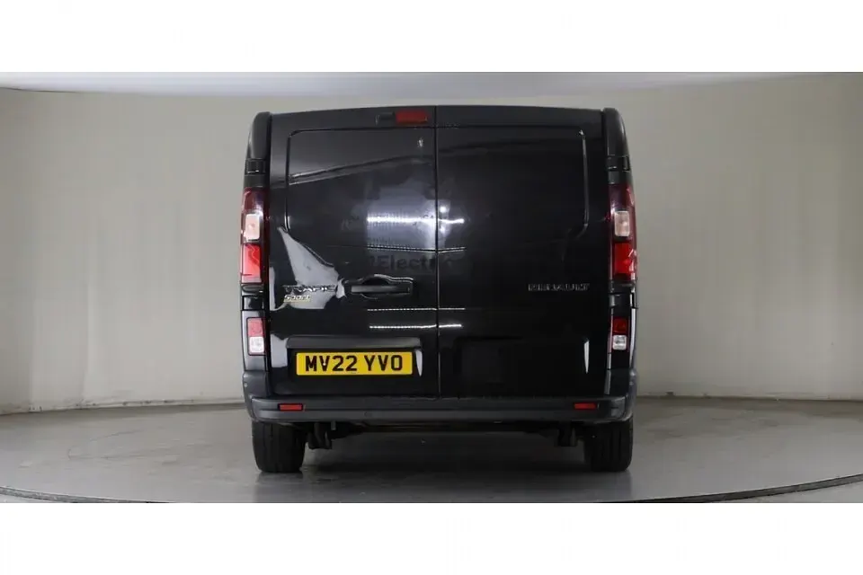 Used Renault Trafic 2022 Black MPV